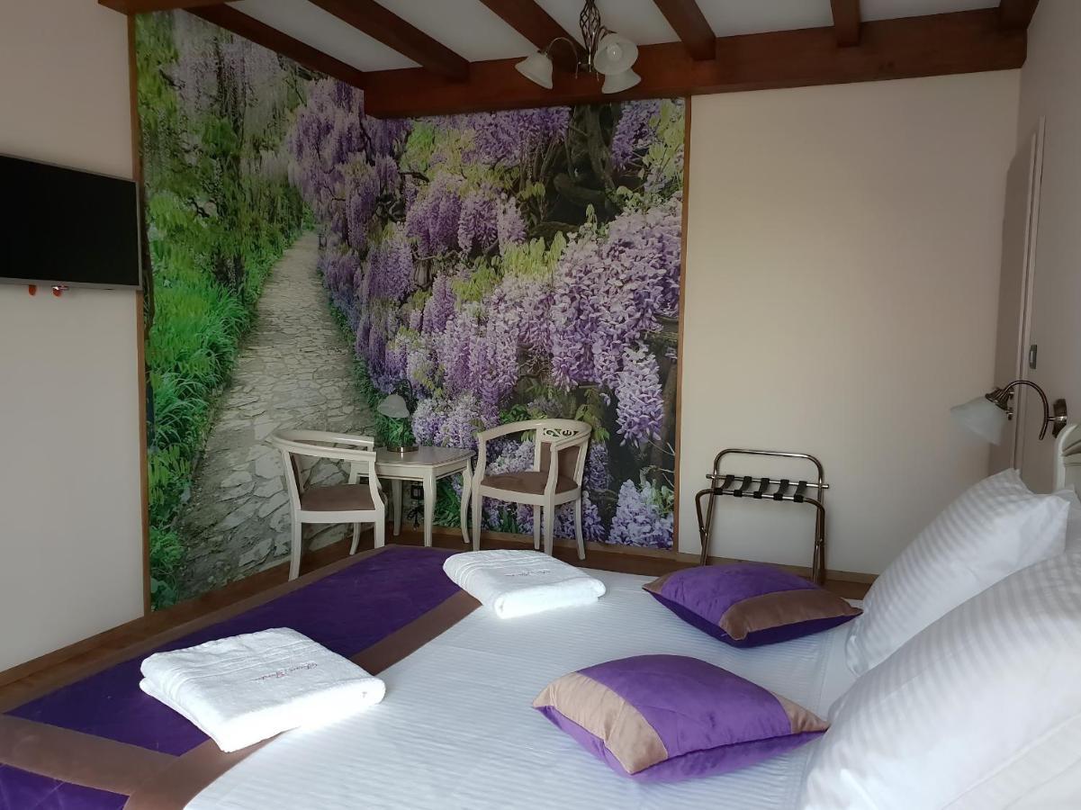 B&B Secret Garden Adults Only Voeren Bagian luar foto
